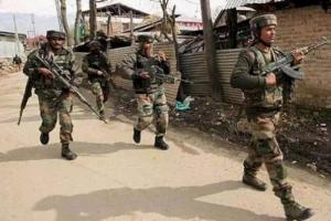 जम्मू कश्मीर के पुलवामा में ग्रेनेड हमला, चार नागरिक घायल