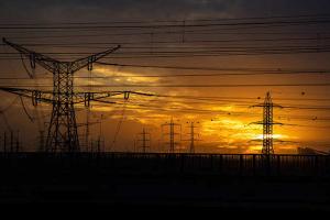 लखनऊ: बिजली कर्मियों ने पावर कारपोरेशन के चेयरमैन और शीर्ष प्रबंधन पर लगाया आरोप, की ये मांग