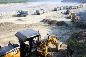 हल्द्वानी: गौला पुल से यातायात सुचारू होने में लगेगा वक्त, वैकल्पिक मार्ग खोलने की तैयारी