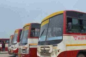 लखनऊ: ट्रेनों की कमी से रोडवेज बसों में बढ़ी यात्रियों की संख्या, अतिरिक्त बसों का होगा संचालन