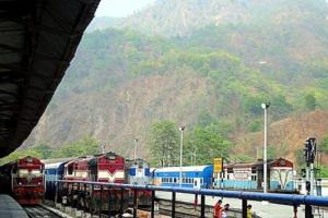 यात्रीगण ध्यान दें: काठगोदाम से रानीखेत स्पेशल ट्रेन तीन महीने तक रहेगी निरस्त