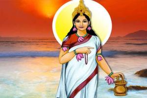 दूसरा नवरात्र: मां ब्रह्मचारिणी को खुश करने के लिए इस रंग और भोग के साथ करें पूजा-अर्चना