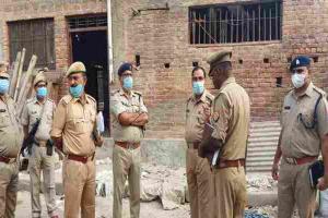 सीतापुर: आर्यावर्त बैंक में नकब लगाकर चोरी का प्रयास, सुरक्षा व्यवस्था पर उठा सवाल