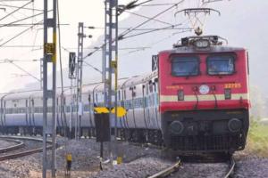 एक ही दिन में रेल मंत्रालय ने वापस लिया आईआरसीटीसी सुविधा शुल्क साझा करने से जुड़ा फैसला, जानें क्या रही वजह