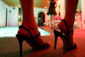 मुरादाबाद: बीमा कर्मी चला रहे थे सेक्स रैकेट, दो महिला समेत पांच आरोपी गिरफ्तार