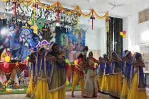 हरदोई: डॉ. राम कृपाल ने भगवान श्री कृष्ण की बाल लीलाओं का किया मनमोहक वर्णन