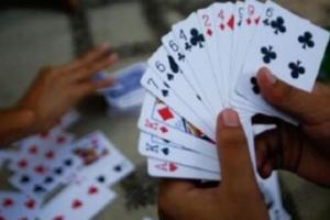 शान्तिपुरी: जुआ खेल रहे नौ लोग गिरफ्तार, हजारो‍ं की नकदी बरामद