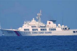 फिलीपींस आपूर्ति नौकाएं चीन संरक्षित विवादित तट पर नौसैनिकों के पास पहुंची