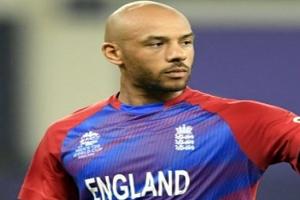 टी20 विश्व कप : इंग्लैंड टीम से बहार हुए तेज गेंदबाज टायमल मिल्स