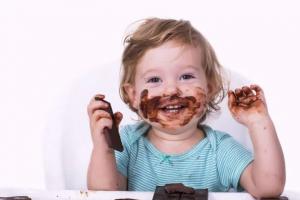 अगर आपके बच्चे भी खाते हैं ज्यादा चॉकलेट तो हो जाएं सावधान, हो सकते हैं ये नुकसान