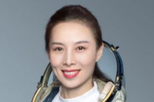 अंतरिक्ष में चहलकदमी करने वाली पहली महिला बनीं वांग यपिंग, रचा इतिहास 