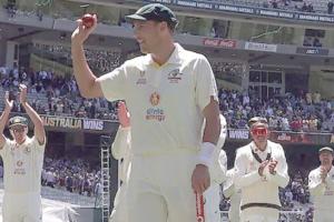 गेंदबाज स्कॉट बोलैंड के छह विकेट, आस्ट्रेलिया ने तीसरा टेस्ट और एशेज श्रृंखला जीती