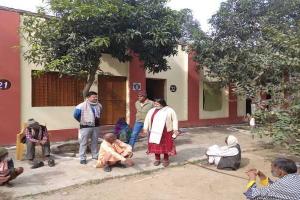 हरदोई: वृद्ध आश्रम का समाज कल्याण अधिकारी ने किया निरीक्षण