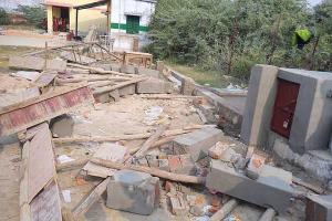 जौनपुर: निर्माणाधीन स्कूल की छत गिरने से पांच मजदूर हुए जख्मी