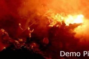 रुद्रपुर: फ्लोर मिल के गोदाम में लगी भीषण आग
