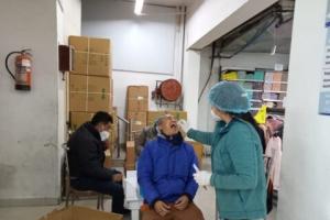 हल्द्वानी: एक्शन में आया स्वास्थ्य विभाग, भीड़भाड़ वाले इलाकों में हुई कोरोना की जांच