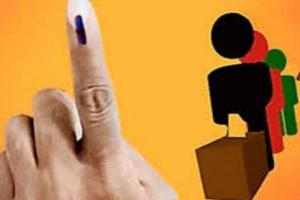 बरेली: स्वयंसेवक मतदाताओं को मतदान के प्रति कर रहे जागरूक