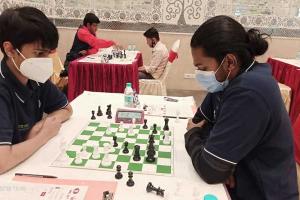 कानपुर में चल रही राष्ट्रीय शतरंज प्रतियोगिता में ग्रैंड मास्टर्स भिड़ाते रहे दिमाग, कुछ बराबरी पर छूटे तो कुछ को मिली शिकस्त