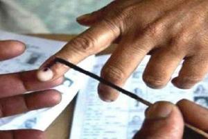 रायबरेली: चुनाव आयोग ने जारी की नई गाइडलाइन, बुजुर्ग और दिव्यांग कर सकेंगे घर से मतदान