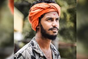 कर्नाटक: बजरंग दल के कार्यकर्ता की हत्या से शिवमोगा में हंगामा, दो गुटों में पथराव-आगजनी, पुलिस ने छोड़े आंसू गैस के गोले