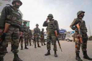 श्रीनगर: आंतकवादियों ने ख्वाजा बाजार में किया ग्रेनेड हमला, टूट गए आस-पास के घरों और दुकानों के शीशे