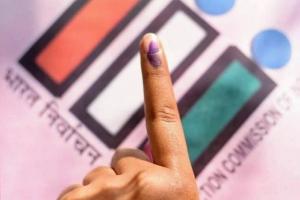 मुरादाबाद : मतदान केंद्रों पर वेबकास्टिंग में सहयोग करें प्रधानाचार्य, जिला विद्यालय निरीक्षक ने दिए निर्देश