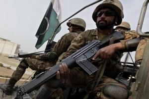 पाकिस्तान में सुरक्षा चौकियों पर हमला: अब तक 15 आतंकवादी ढेर, चार सैनिकों की मौत