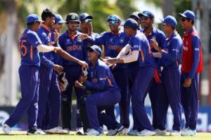 कप्तान धुल के शतक से भारत लगातार चौथी बार अंडर 19 विश्व कप फाइनल में पहुंचा
