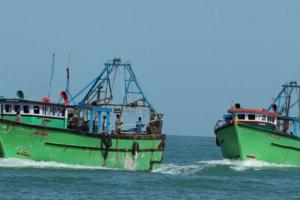 श्रीलंका की नौसेना ने 16 भारतीय मछुआरों को गिरफ्तार किया, समुद्री सीमा उल्लंघन का आरोप