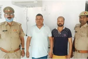 हरदोई: मंडी में अधिकारियों की गाड़ियां चेक करना पड़ा महंगा, दो सपा नेता गिरफ्तार