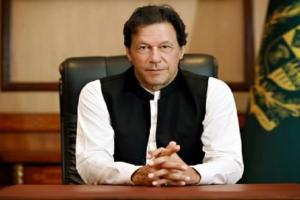 Pakistan Political Crisis : सियासी उठापटक के बीच पाकिस्तानी मंत्री फवाद चौधरी का बयान- इस्तीफा नहीं देंगे इमरान खान