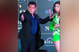 Salman Khan ने Ananya Pandey से ली चुटकी, कहा- चंकी पांडे की बेटी है
