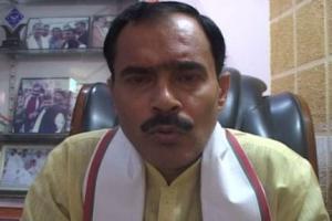 शाहजहांपुर: पिछले डेढ़ दशक में नगर विधानसभा में जिलाध्यक्ष तनवीर खां का विकल्प नहीं तलाश सकी सपा