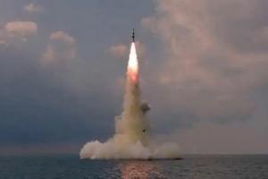 उत्तर कोरिया के मिसाइल परीक्षण के बाद अमेरिका ने लगाए और प्रतिबंध