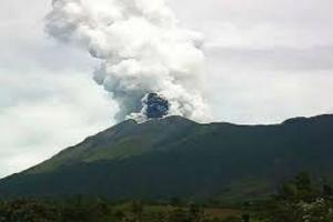 फिलीपींस : ताल ज्वालामुखी से निकलने लगी मैग्नेटिक गैस और भाप