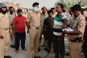 आजमगढ़ में दर्दनाक हादसा: बेकाबू कार ने राहगीरों को रौंदा, तीन की मौत, कई घायल