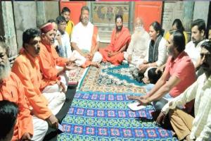 अयोध्या: हिंदूवादी संगठनों ने दिया अल्टीमेटम, 24 घंटे के अंदर मासूम रेप कांड के सभी अपराधी नहीं पकड़े गए तो होगा आंदोलन