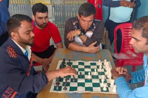 रामपुर: भारतीय खाद्य निगम के तत्वावधान में हो रही क्रिकेट, शतरंज और बैडमिंटन प्रतियोगिता