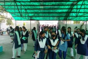 Uttarakhand Board Exam 2022 : कड़ी सुरक्षा के बीच शुरू हुईं परीक्षाएं, हिंदी के पेपर ने खिलाए परीक्षार्थियों के चेहरे