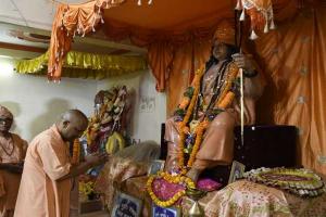 हिंदू धर्म की सेवा व रक्षा के पथ पर हमेशा अग्रसर रहा है भारत सेवाश्रम: सीएम योगी