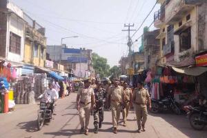 बहराइच: नानपारा के अति संवेदनशील इलाके में SSB और पुलिस ने किया फ्लैग मार्च