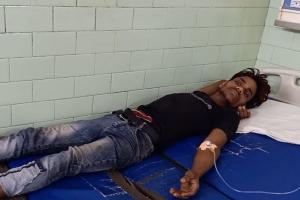 बरेली: लूट के बाद युवक को चलती ट्रेन से फेंका, पैर कटे