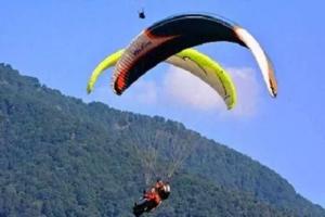 सिक्किम में पैराग्लाइडिंग के दौरान लाचुंग नदी में गिरने से दो की मौत