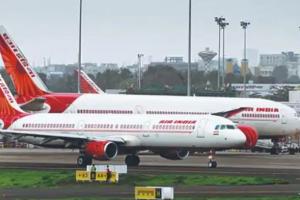 श्रीलंका में संकट के चलते एअर इंडिया ने उड़ानों की संख्या में कटौती की
