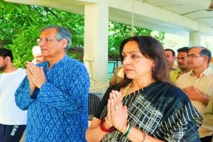 मथुरा: सांसद हेमा मालिनी ने विकास कार्यों का किया निरीक्षण, संपन्न हुई ब्रज चौरासी कोस की यात्रा