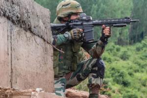 श्रीनगर में मुठभेड़, सीआरपीएफ जवानों पर हमले में शामिल आतंकी ढेर