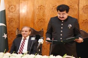 Pakistan: पाकिस्तान के प्रधानमंत्री शहबाज शरीफ के मंत्रिमंडल ने ली शपथ