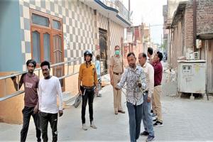 रामपुर : छापेमारी कर 12 स्थानों पर पकड़ी बिजली चोरी, एफआईआर