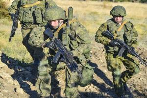 Russia Ukraine War: रूसी सेना ने 300 से अधिक ग्रामीणों को स्कूल के ‘बेसमेंट’ में रहने को मजबूर किया