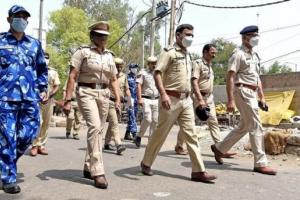 जहांगीरपुरी हिंसा: वीएचपी नेताओं को कुशल चौक पर रोका गया, जुमे की नमाज के मद्देनजर कड़ी सुरक्षा